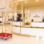 Sir Royal בוקרשט