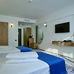 Sir Royal מלון 4*