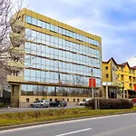 Sir Royal Hotel