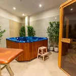 Sir Royal Hotel 4*