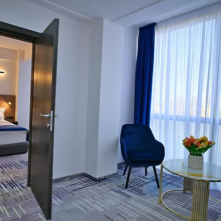 Sir Royal Hotel